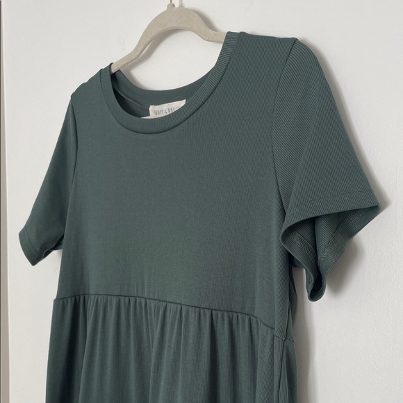 Brass & Roe Dresses & Skirts - Brass & Roe Summer Ribbed Tiered Dress Dusty Sage size Medium NWT